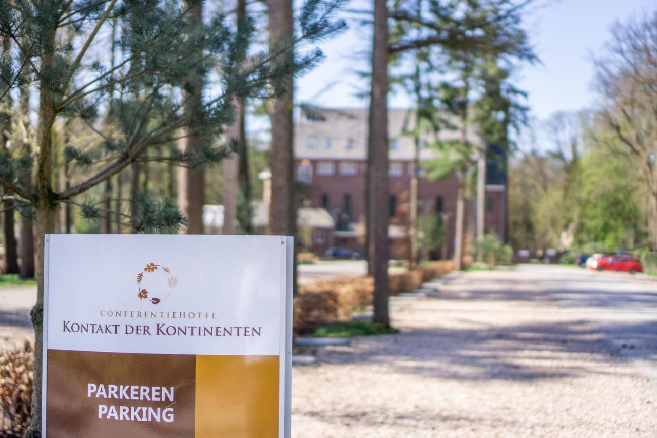 Hotel Kontakt Der Kontinenten Soesterberg Exterior foto
